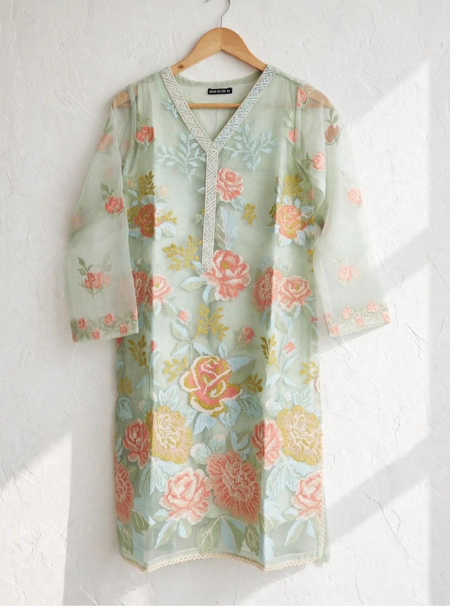Ladies shirt n dupattaKroas