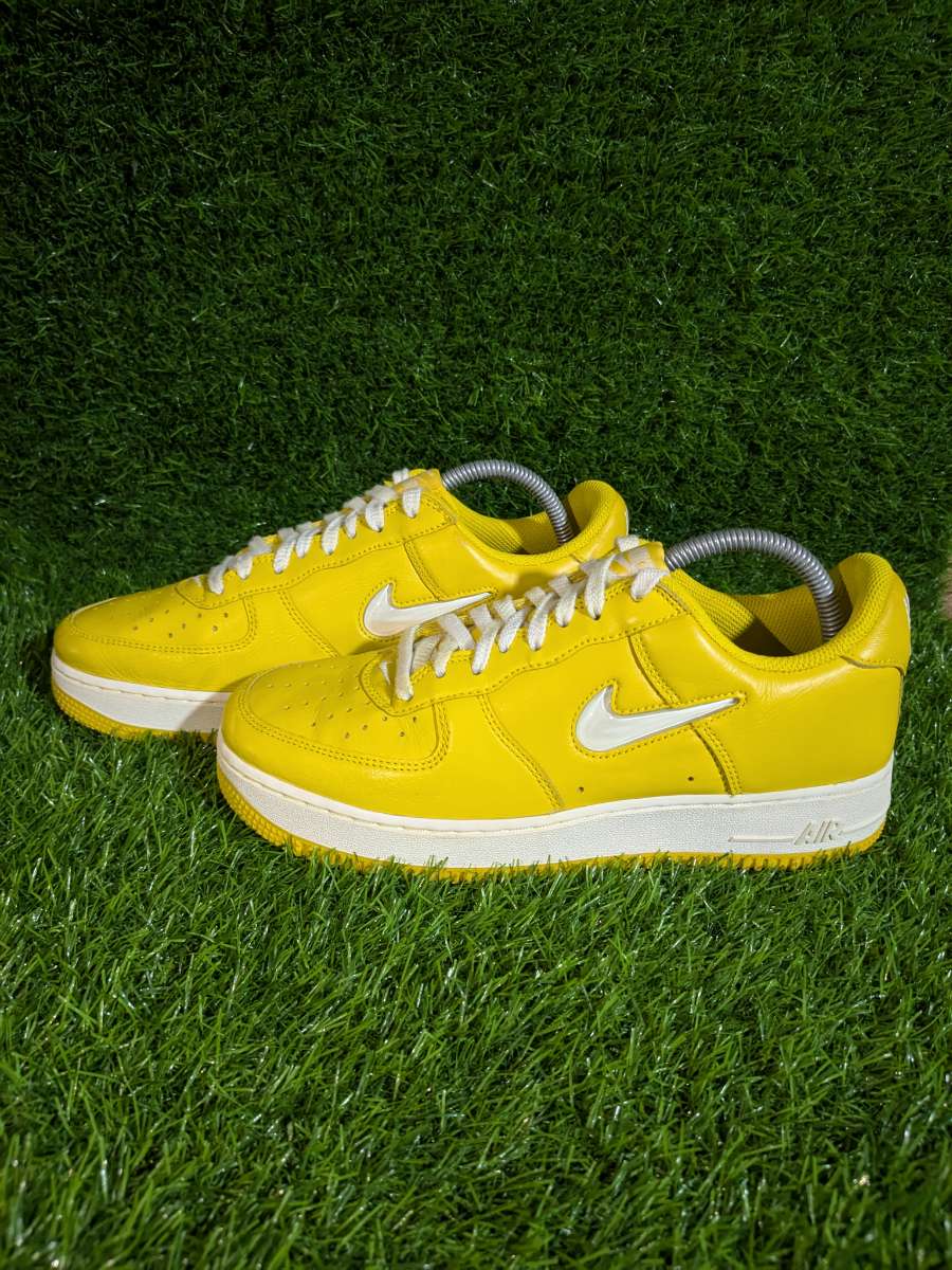 NIKE AF1 X COLOUR OF THE MONTH