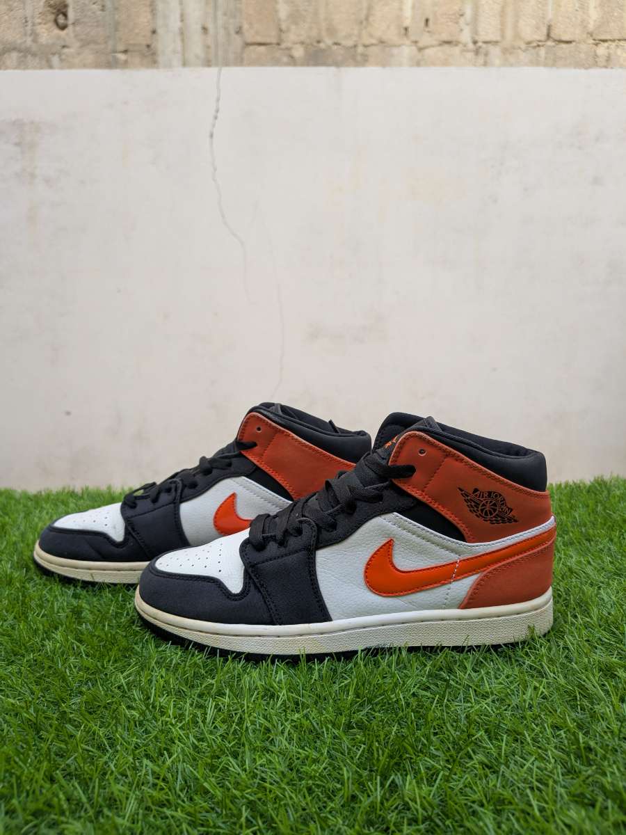 AIR JORDAN 1 MID SHATTERED BACKBOARD